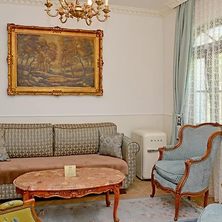 فندق Royal 3*