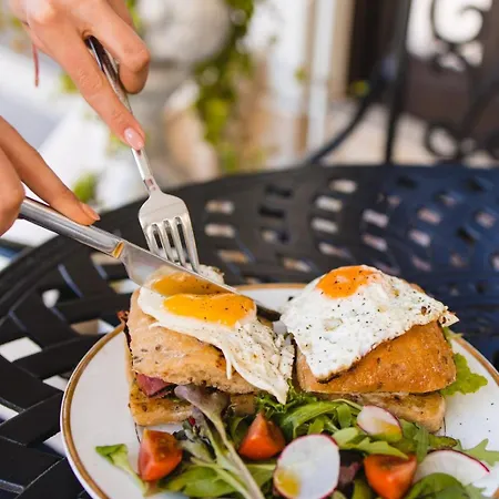 فندق Royal فارنا